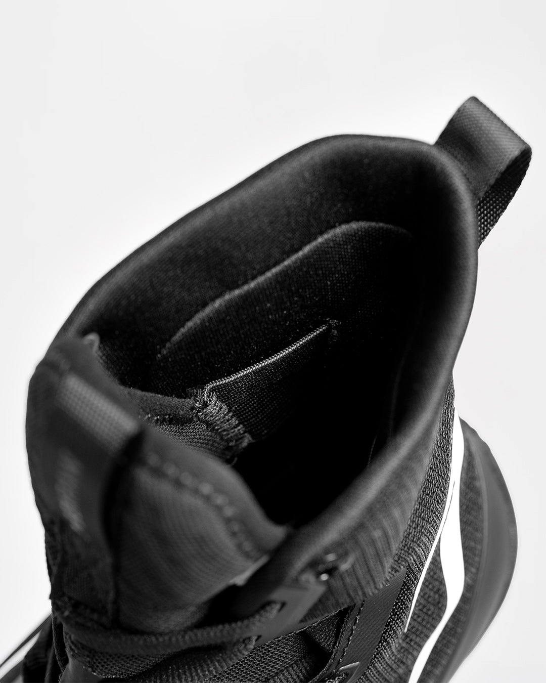 Impello 2.0 Boxing Boots - Black/White | BOXRAW