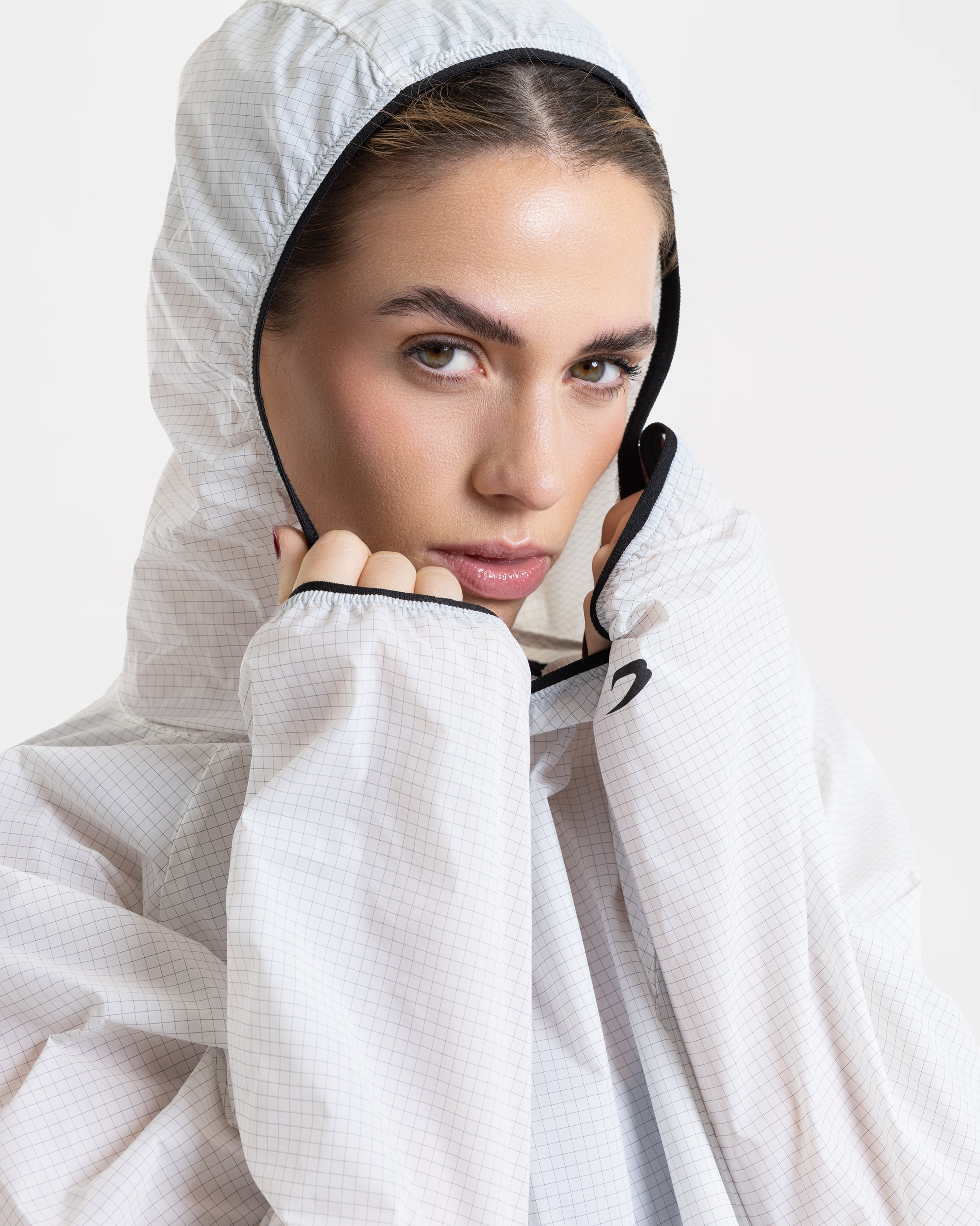 Women's Genaro Oversized Windbreaker Hoodie - White | BOXRAW