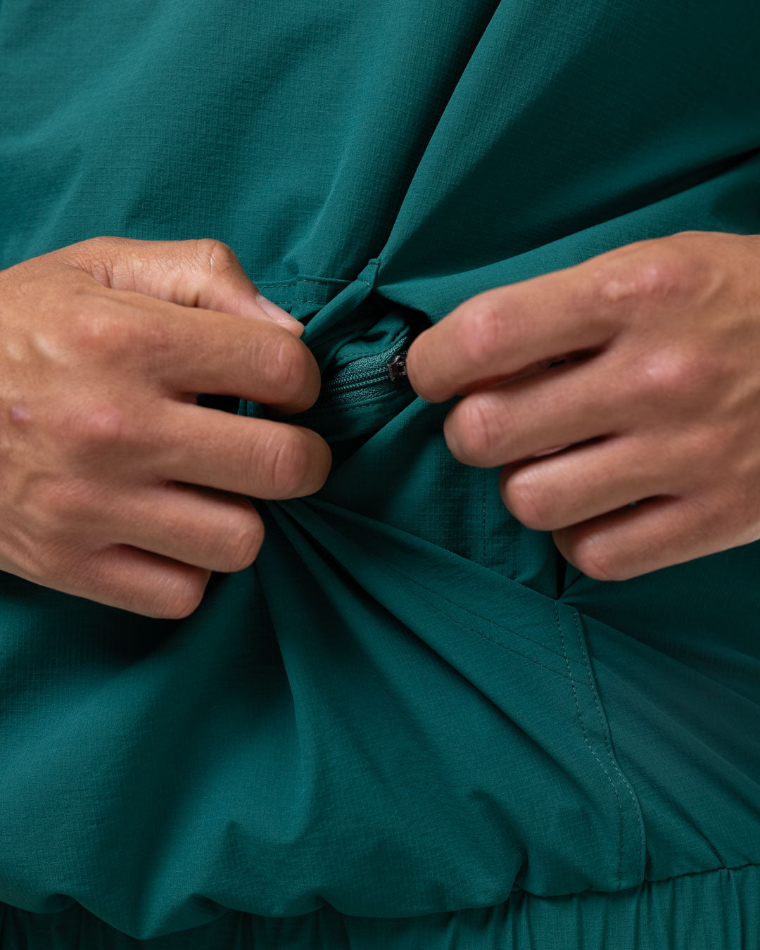 Chávez x BOXRAW Shell Sweatshirt - Green