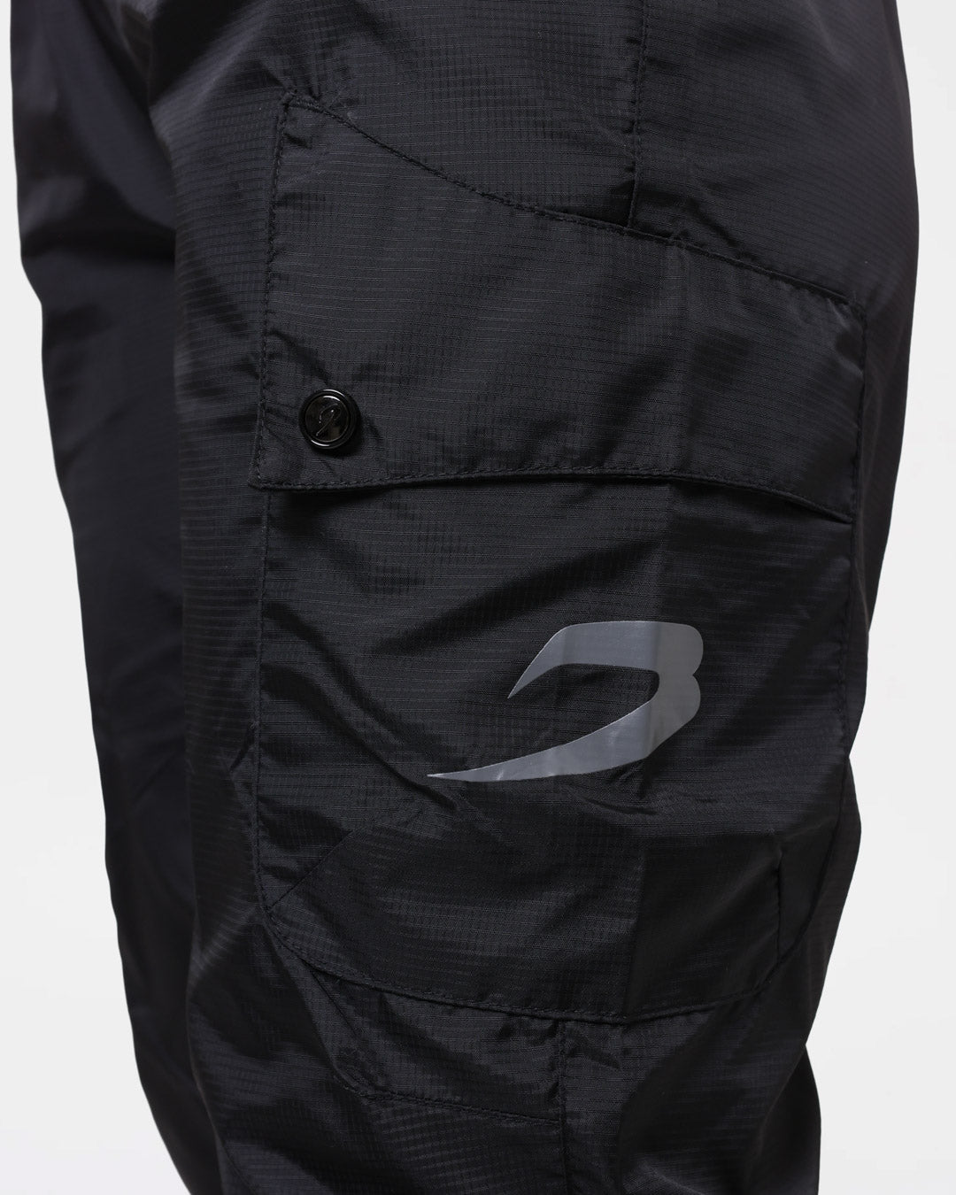 Women's Dundee Cargo Pants - Black | BOXRAW