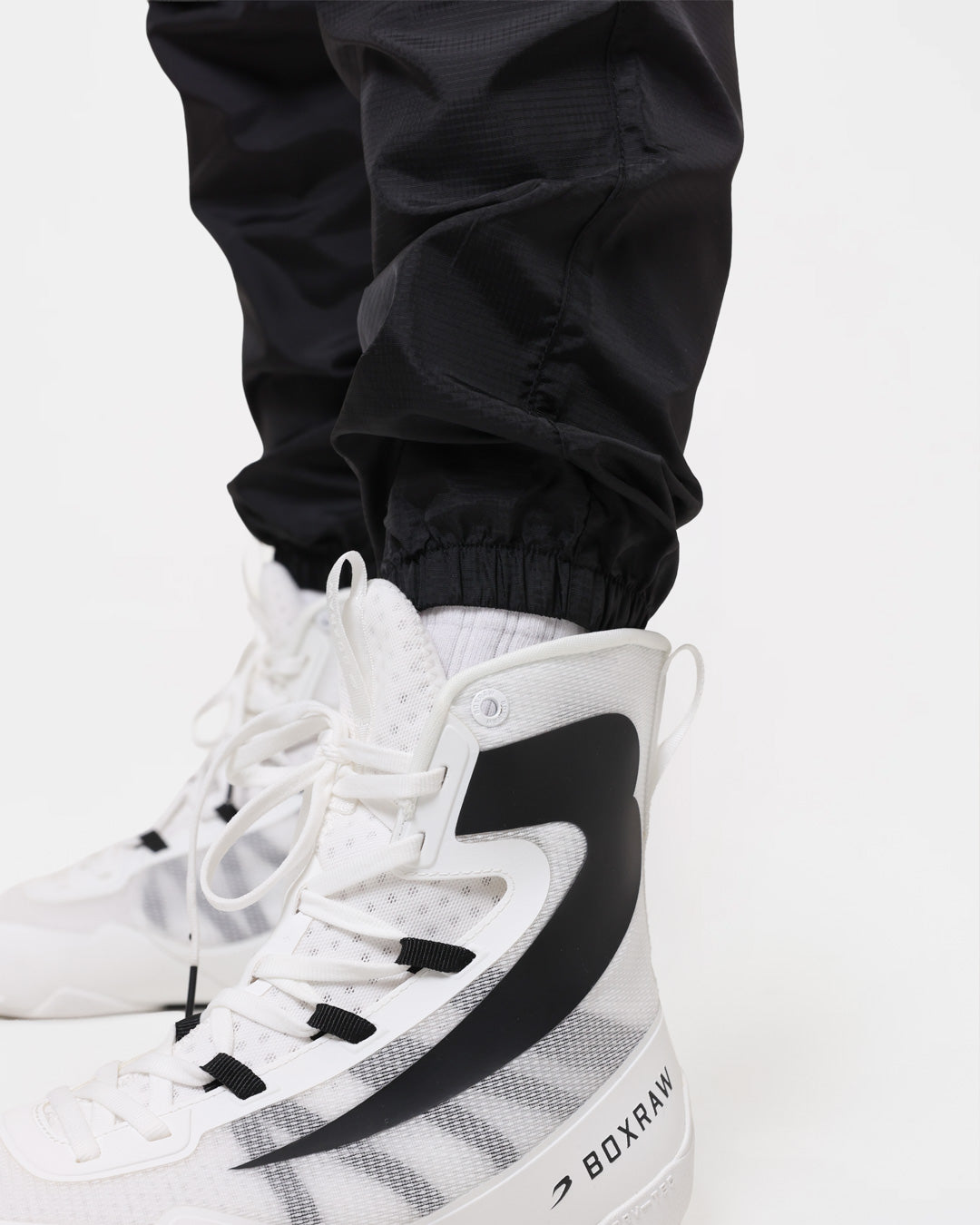Women's Dundee Cargo Pants - Black | BOXRAW