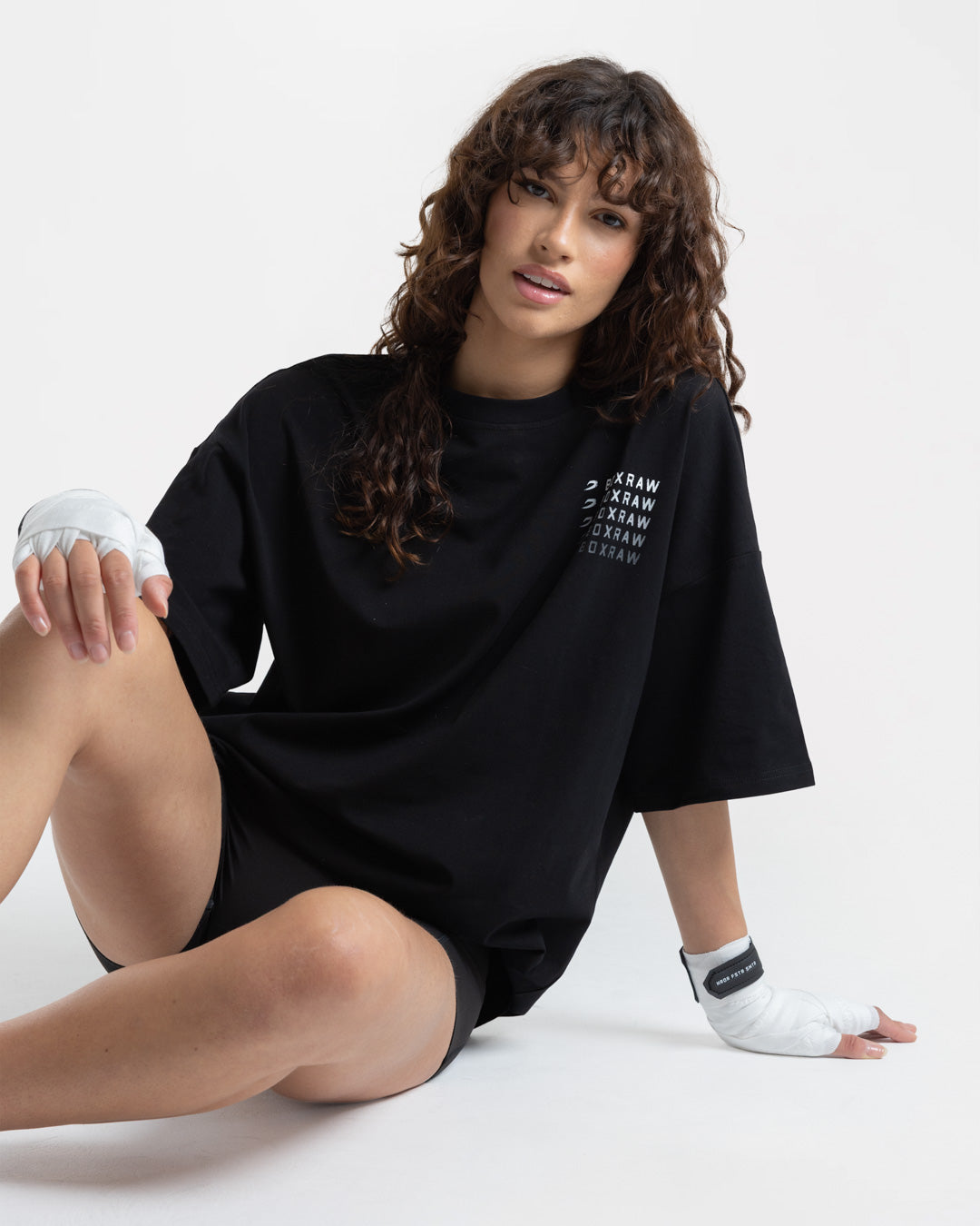Hold 'Em Scold 'Em Oversized T-Shirt - Black